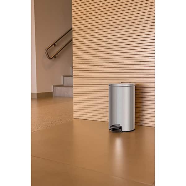 Lixeira inox com pedal, 5L, Prata, 94547005, Tramontina  - CX 1 UN