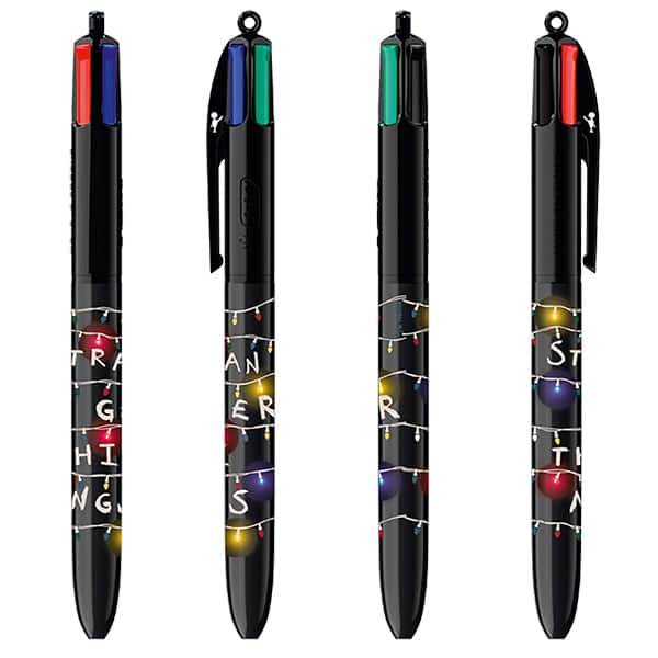Caneta Esferográfica Retrátil BIC, 4 Cores Clássicas, Stranger Things, Corpo Temporada 1 a 4, Ponta Média de 1.0mm, 530028, BIC - BT 4 UN