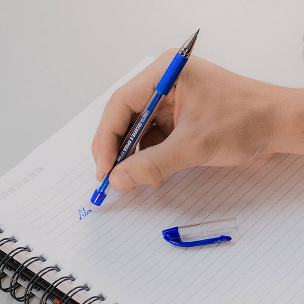 Caneta esferográfica gel 0,7mm, escreve e apaga, Azul, Oval - 1 UN Caneta esferográfica gel 0,7mm, escreve e apaga, Azul, Oval - 1 UN