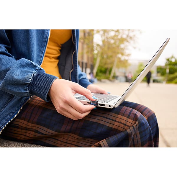 Pen Drive 64GB USB-C, Extreme Fit, Preto, SDCZ530, SanDisk - BT 1 UN Pen Drive 64GB USB-C, Extreme Fit, Preto, SDCZ530, SanDisk - BT 1 UN