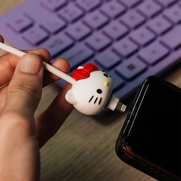 Protetor de Cabo Para USB-C, Hello Kitty, 2Plug - 1 UN Protetor de Cabo Para USB-C, Hello Kitty, 2Plug - 1 UN
