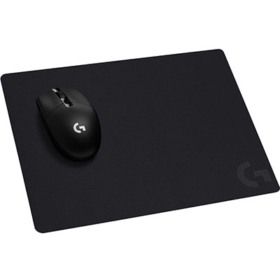 Mouse Pad de Tecido com Base Antiderrapante Logitech G240 Otimizado para Jogos e com Superfície de Atrito Moderado CX 1 UN