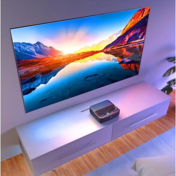 Projetor Laser EpiqVision LS-300 Smart Streaming com Android TV e Bluetooth - V11HA07120 - Epson - CX 1 UN