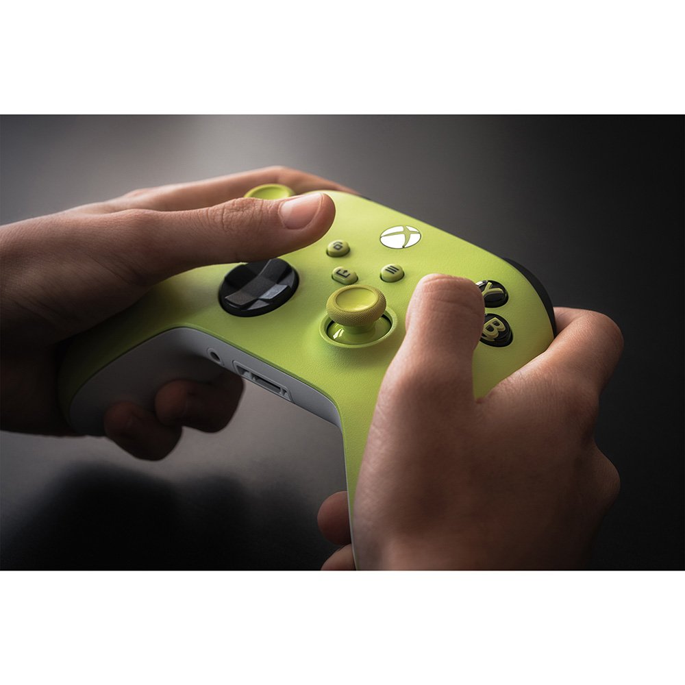 Xbox: Alto nível nas gameplays com o Controle Xbox Sem Fio com até 14% de  desconto! - Millenium