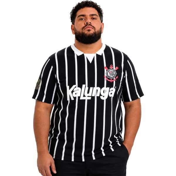 Camisa Corinthians Retrô 1990 Kalunga, Polo Listrada, Fio Tinto, Tamanho Plus Size G3, 32612, Corinthians - PT 1 UN Camisa Corinthians Retrô 1990 Kalunga, Polo Listrada, Fio Tinto, Tamanho Plus Size G3, 32612, Corinthians - PT 1 UN