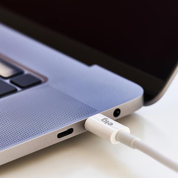 Cabo USB-C para USB-C 2m, Branco, TC602, Elg - CX 1 UN Cabo USB-C para USB-C 2m, Branco, TC602, Elg - CX 1 UN