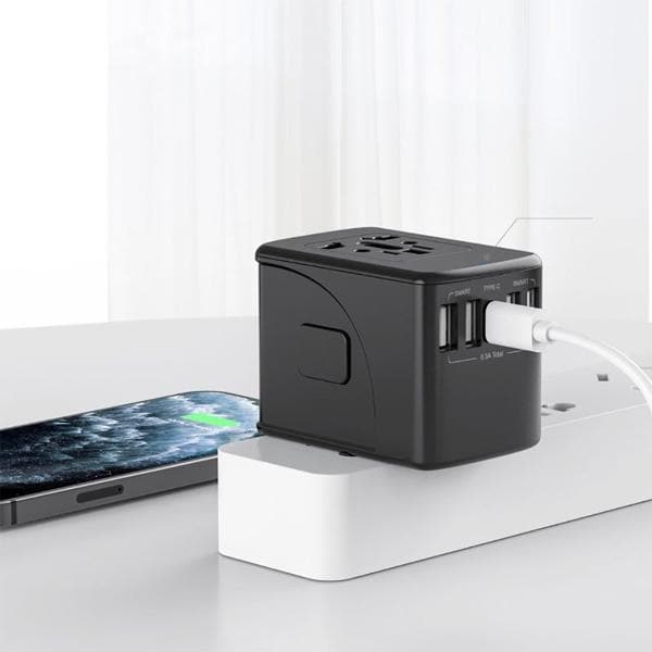 Carregador de Tomada e Adaptador Universal de Viagem, com 4 Saídas USB E 1 USB-C Geonav - CX 1 UN