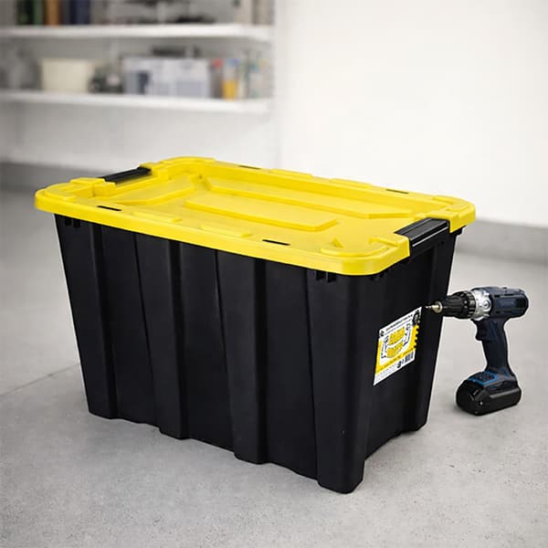 Caixa organizadora de Alta resistência com Trava, 55L, Preta, Dello - CX 1 UN Caixa organizadora de Alta resistência com Trava, 55L, Preta, Dello - CX 1 UN