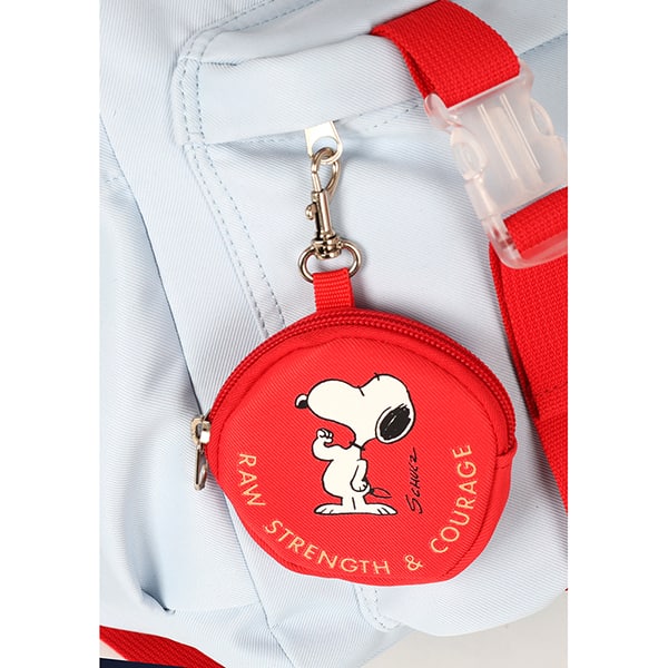 Mochila escolar em poliéster Snoopy, Branca, Luxcel - PT 1 UN Mochila escolar em poliéster Snoopy, Branca, Luxcel - PT 1 UN